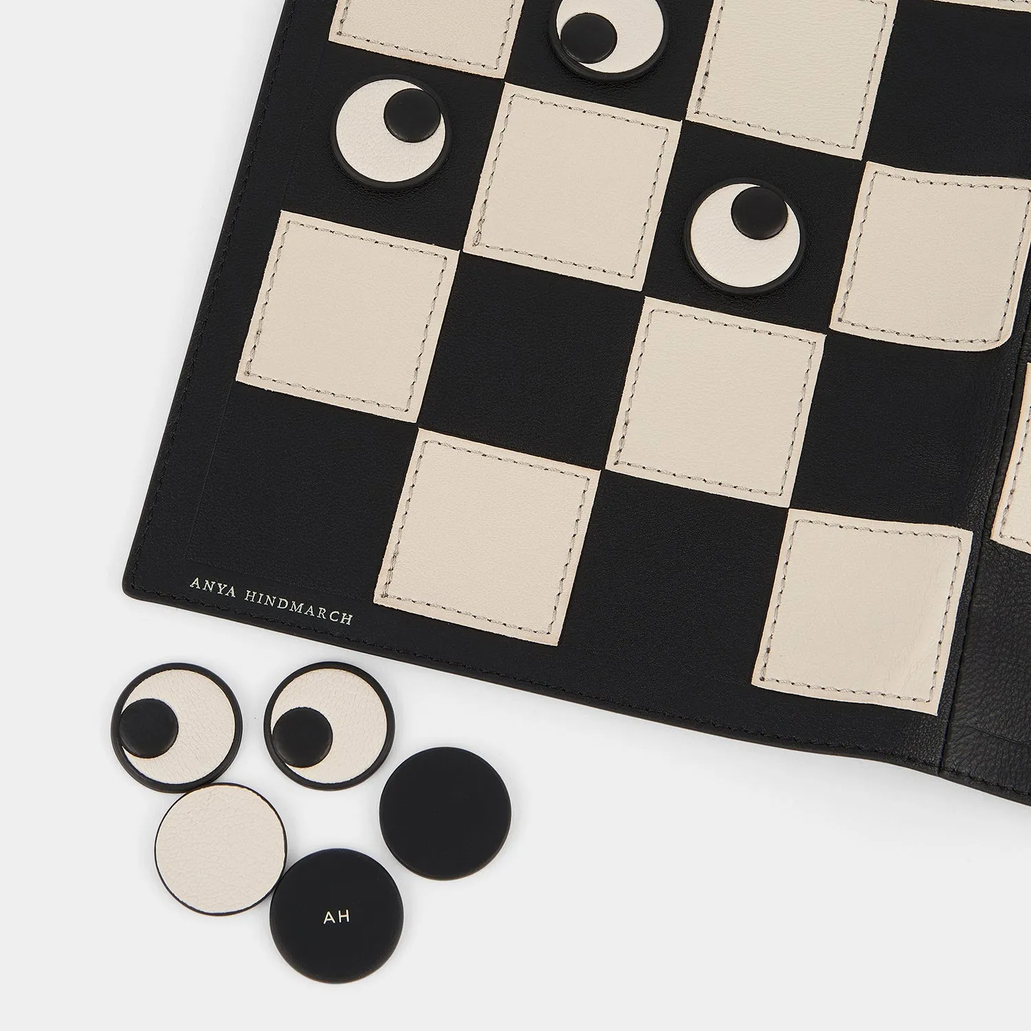 Anya Games Eyes Draughts