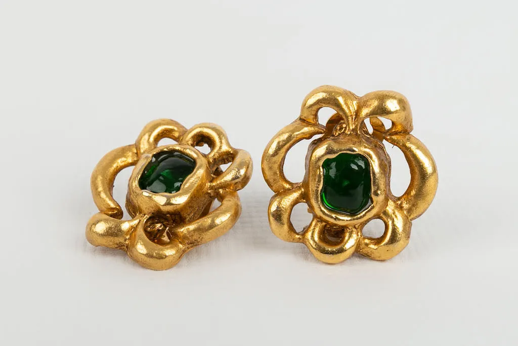 Boucles d'oreilles baroques Chanel