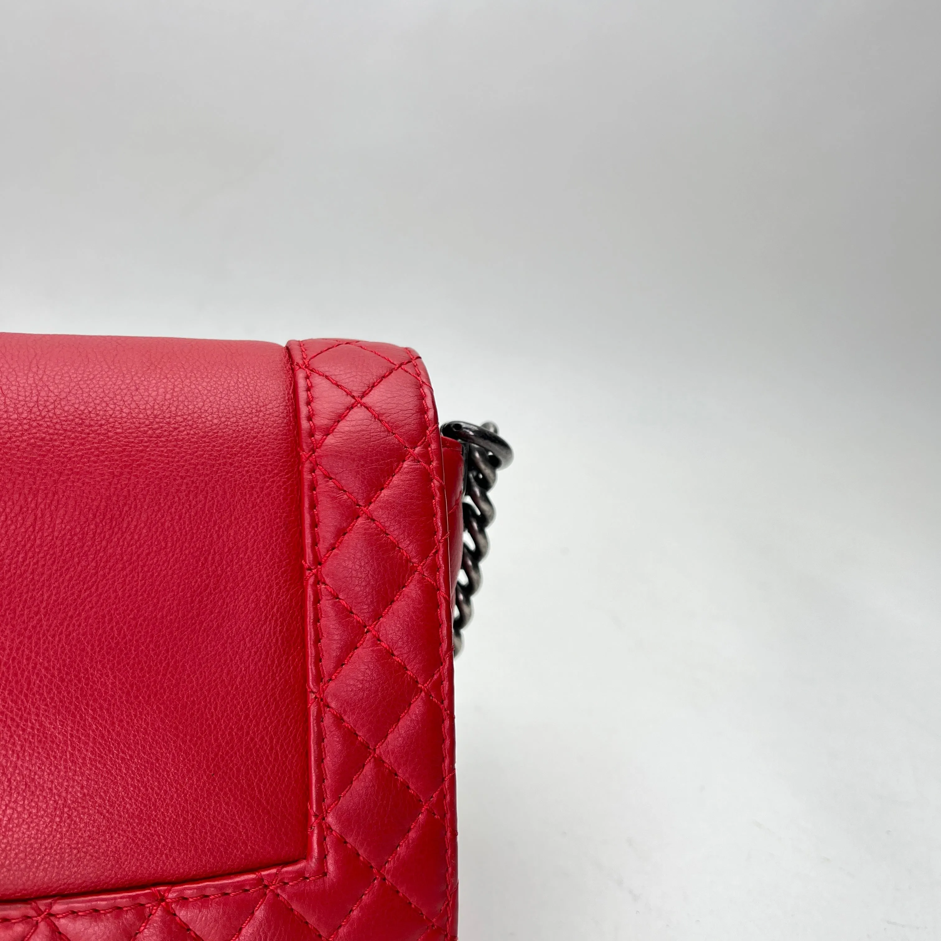 Boy Old Medium Red Shoulder Bag in Calfskin, Ruthenium hardware